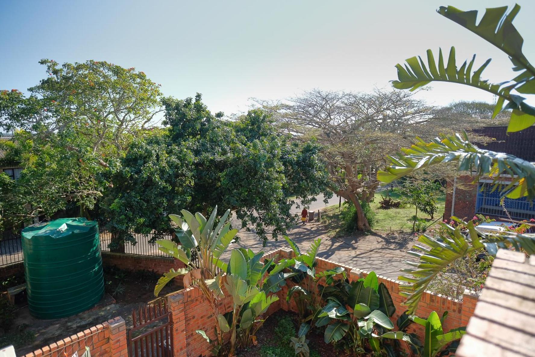 African Thistle St Lucia Exterior photo